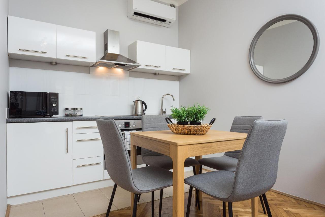 Barbican House Apartments คราคูฟ ภายนอก รูปภาพ